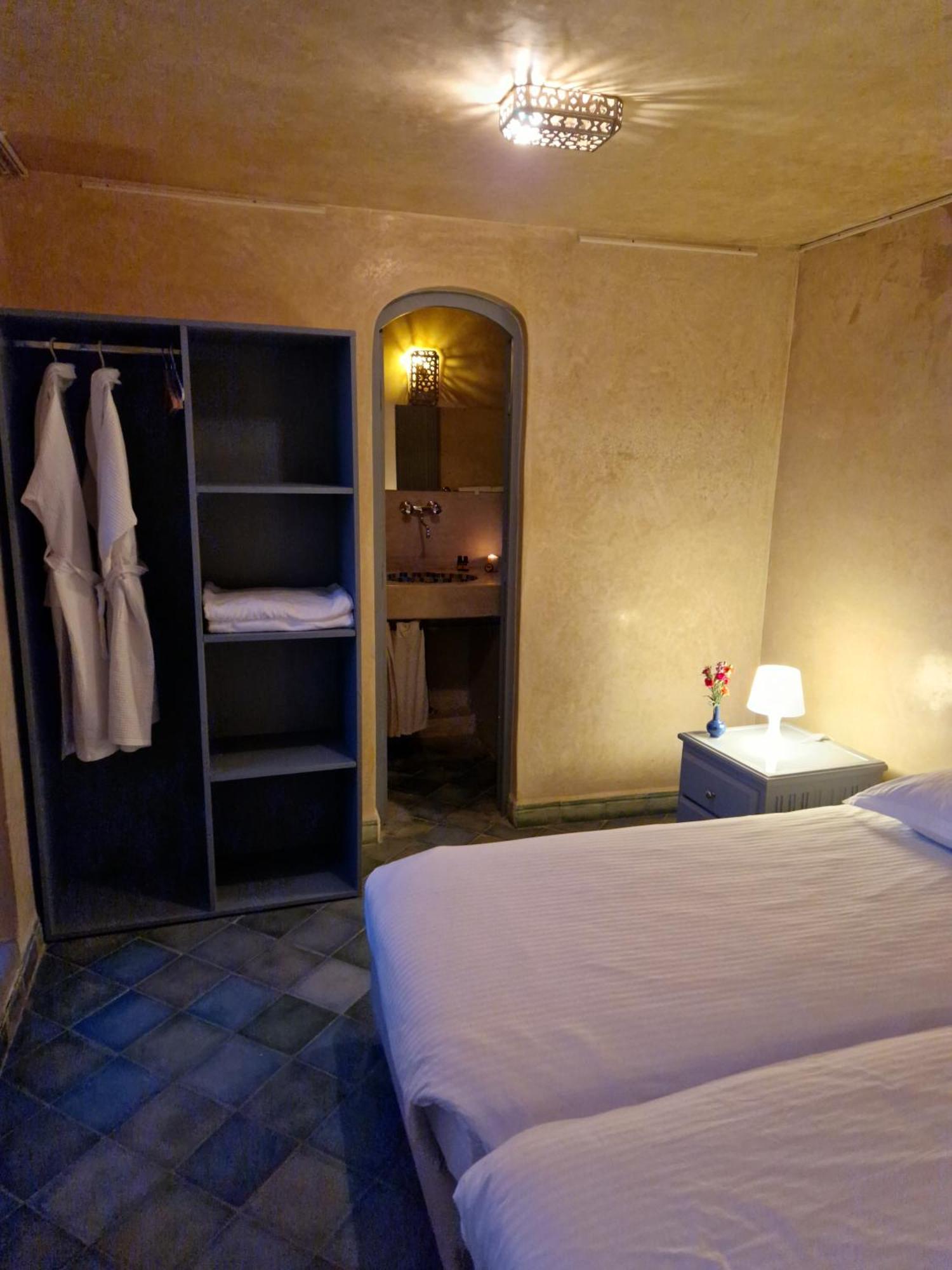 L'Oum Errebia Hotel อเซมมัวร์ ภายนอก รูปภาพ