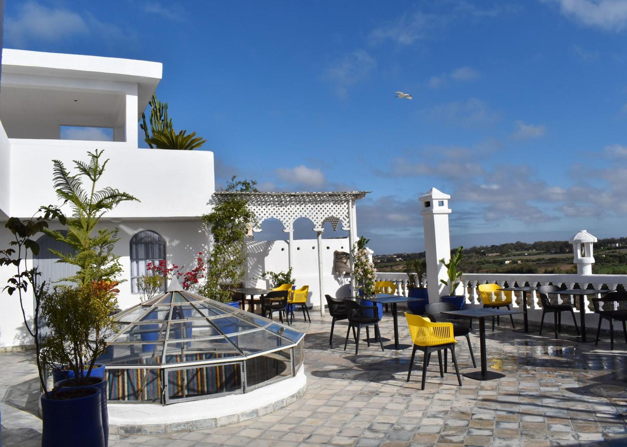 L'Oum Errebia Hotel อเซมมัวร์ ภายนอก รูปภาพ